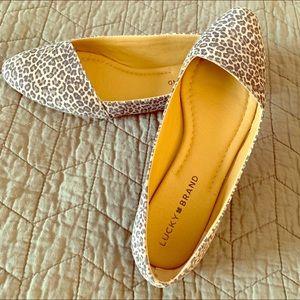 Women’s leopard print Lucky flats